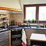 Lovely House In The Peacefull Place Of 빌라 *