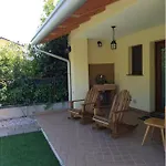 Lovely House In The Peacefull Place Of 빌라 *